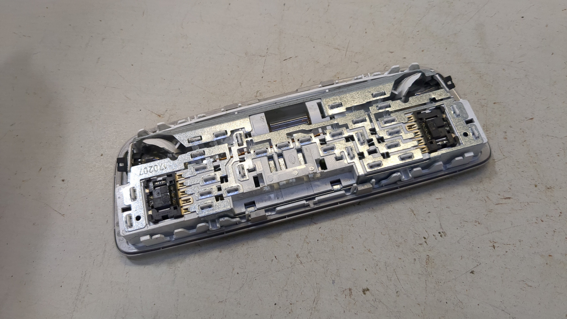 Плафон салонный