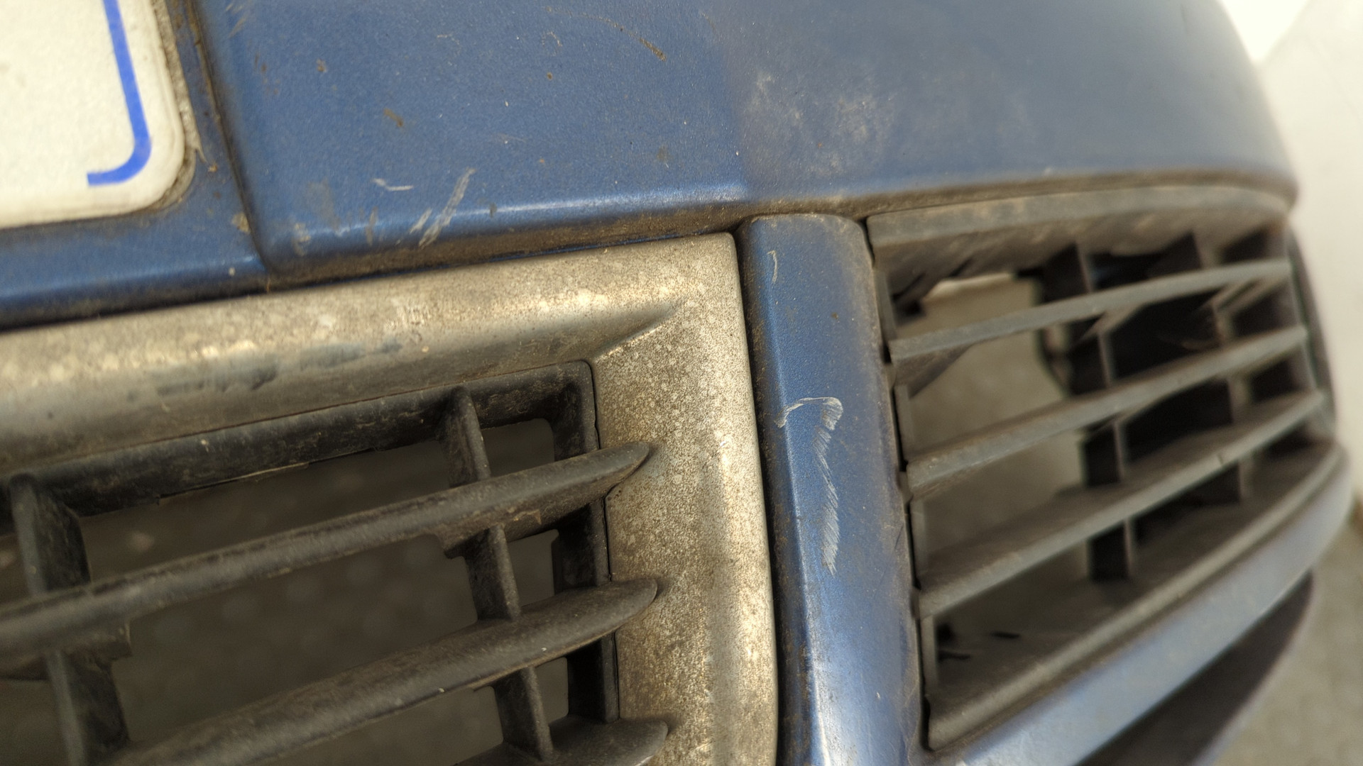 Бампер передний