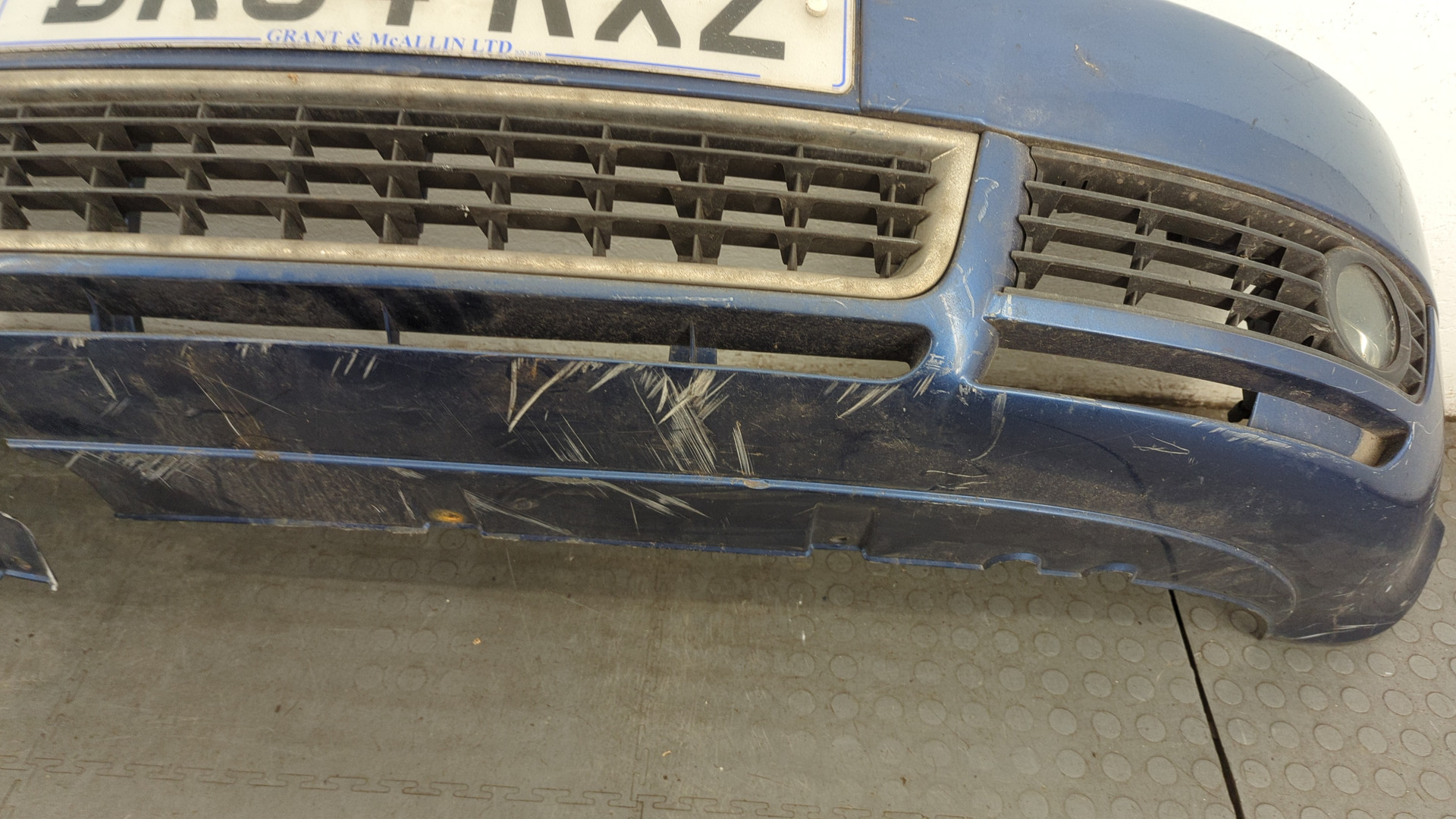 Бампер передний