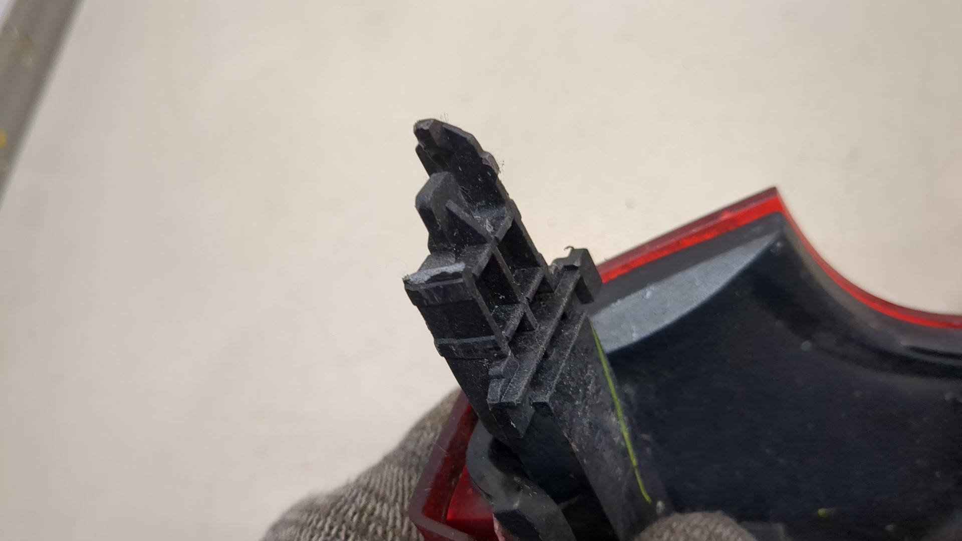 Фонарь задний левый