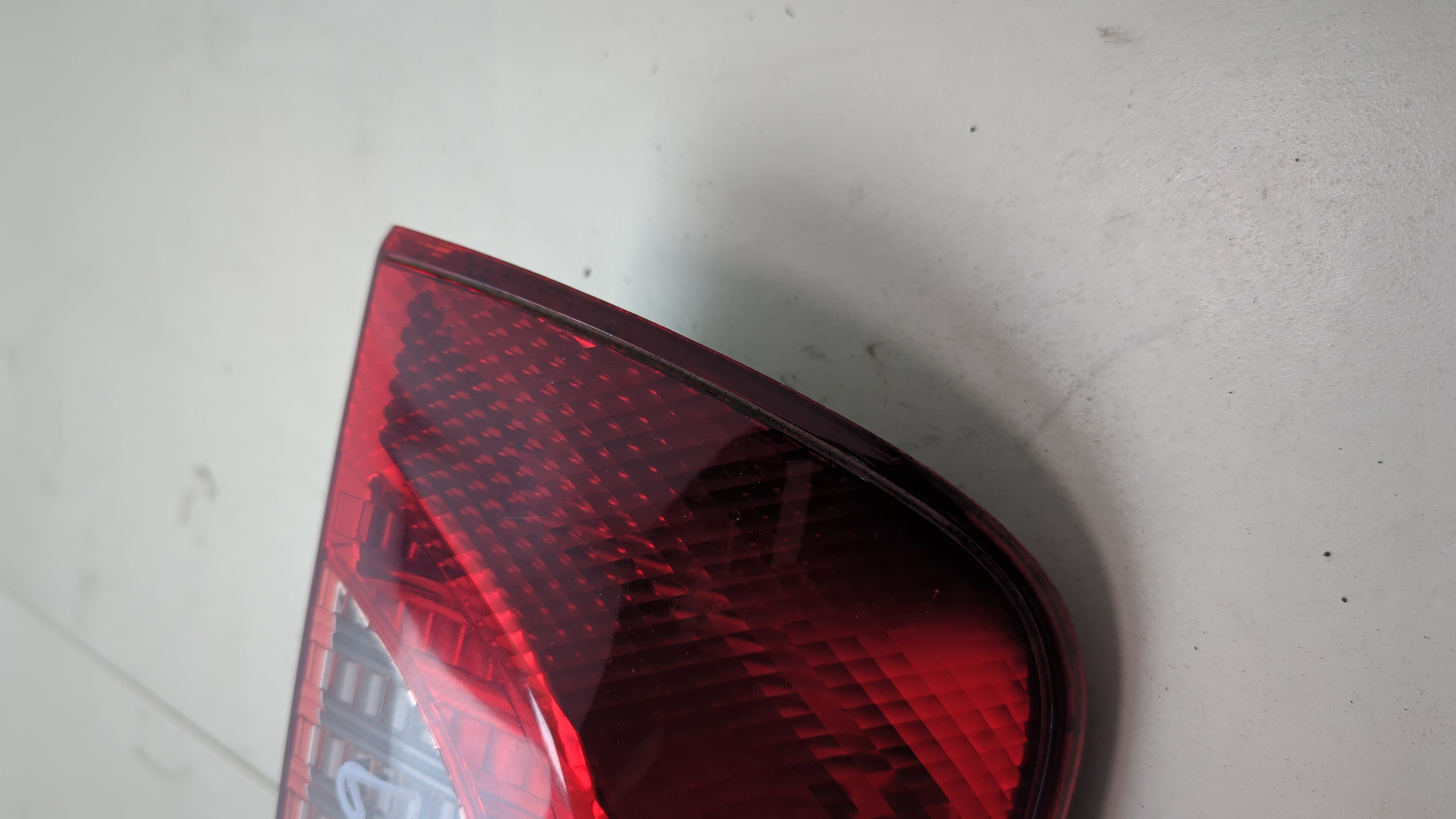 Фонарь задний левый