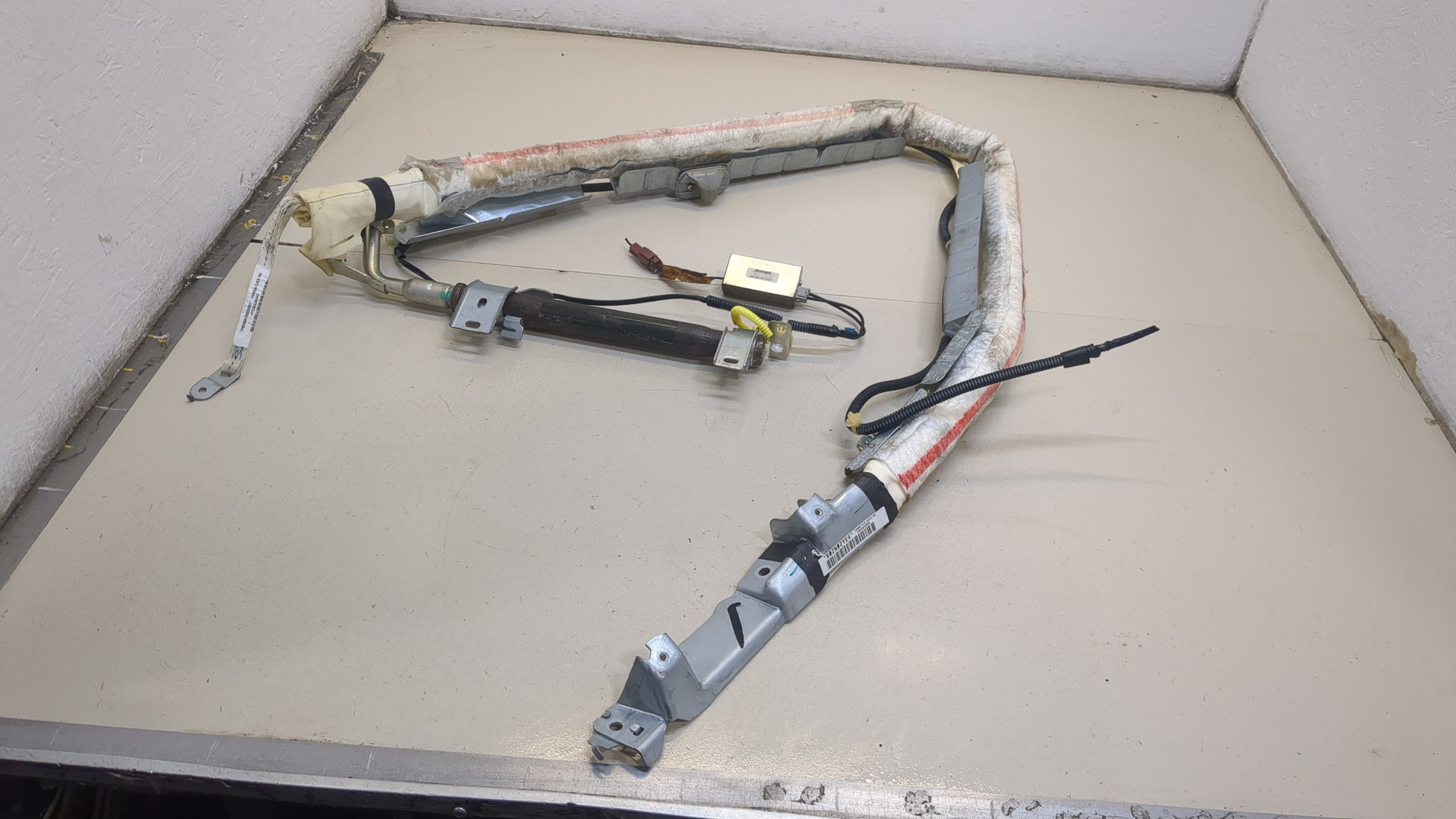 Подушка безопасности боковая (шторка)