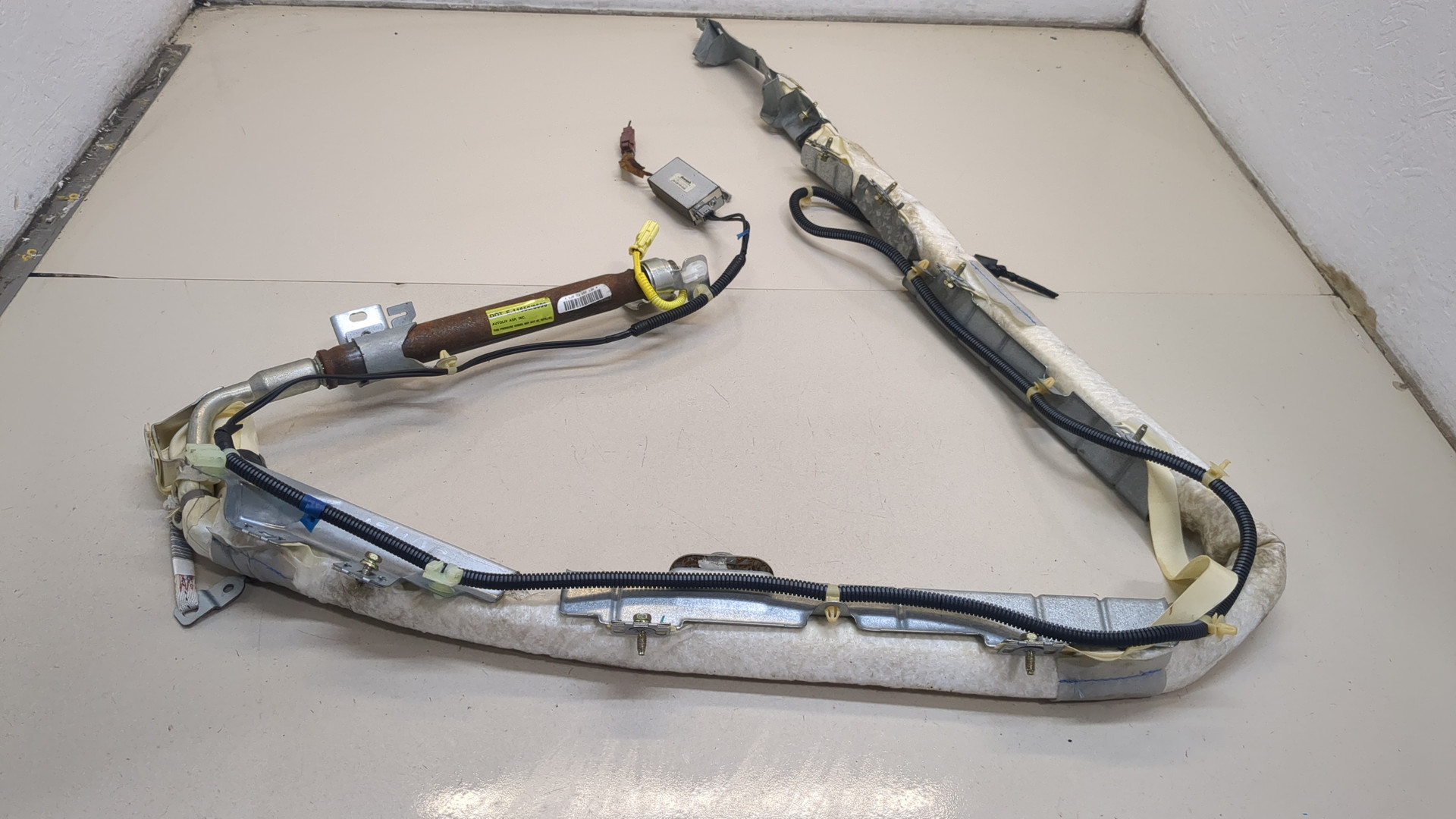 Подушка безопасности боковая (шторка)