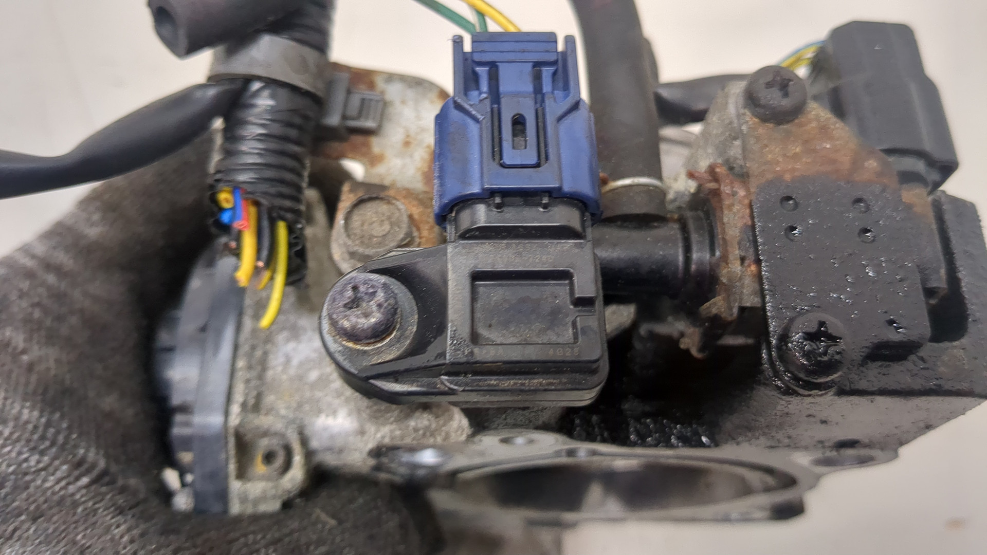 Заслонка дроссельная электрическая