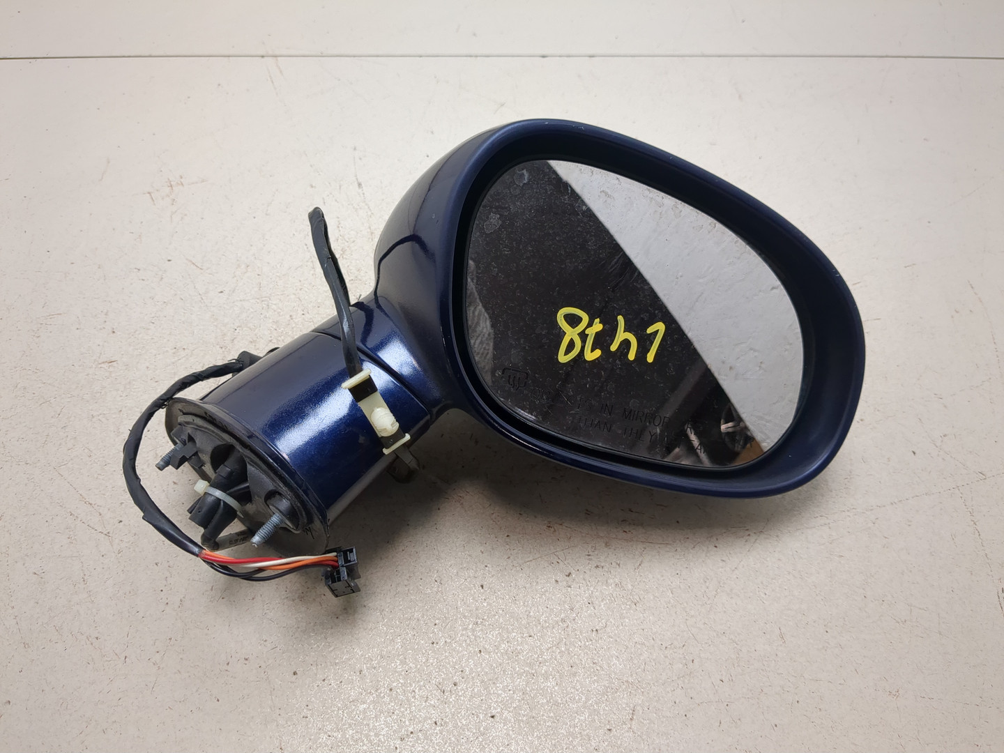 Зеркало правое электрическое