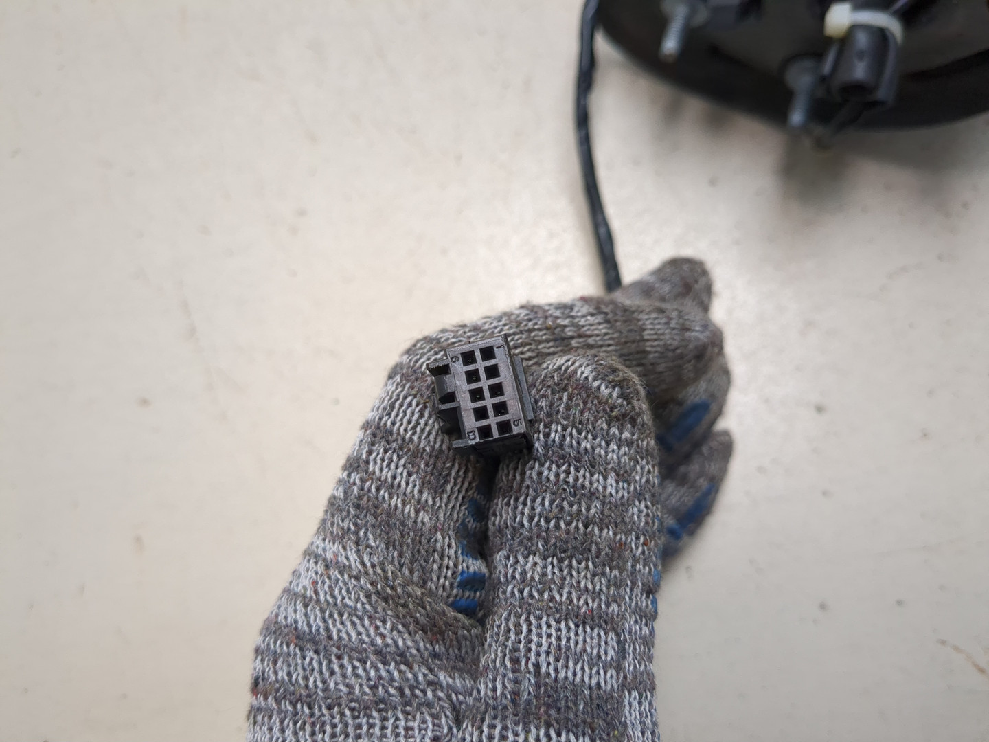 Зеркало правое электрическое