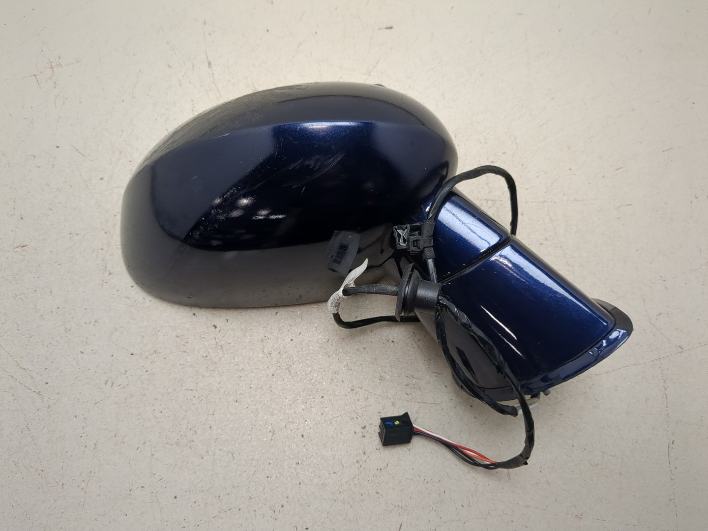 Зеркало правое электрическое