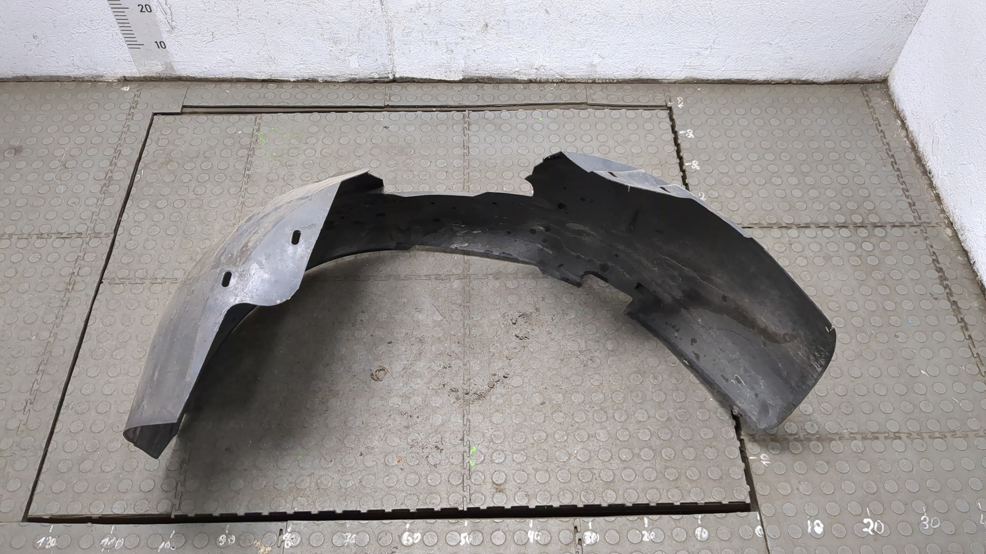 Локер передний левый