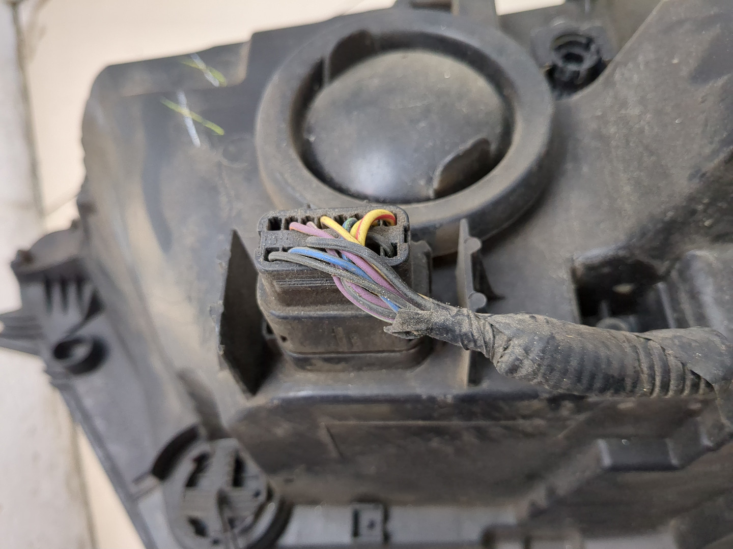 Фара правая