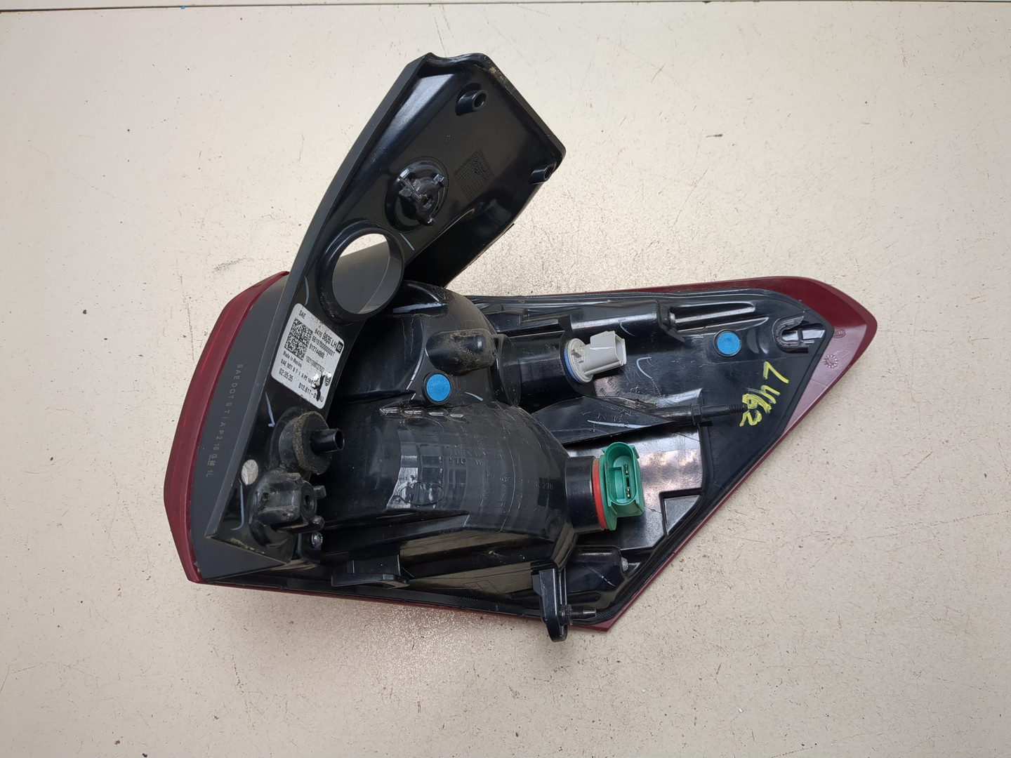 Фонарь задний левый