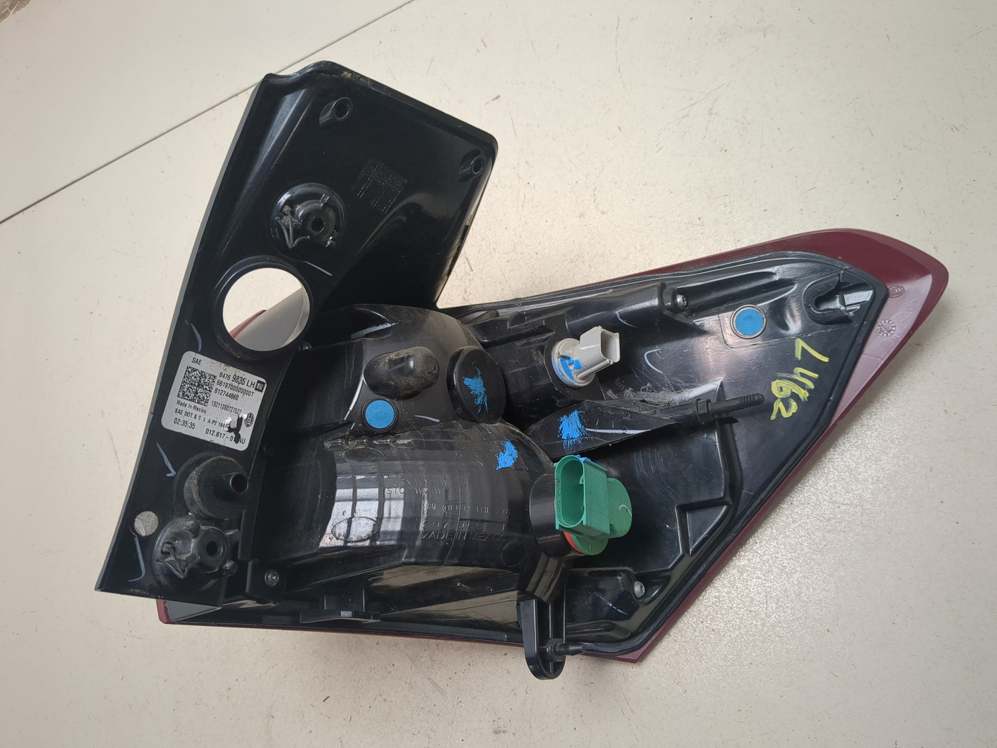 Фонарь задний левый