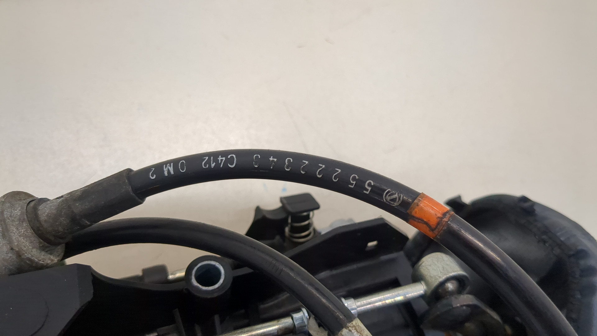 Кулиса МКПП / АКПП