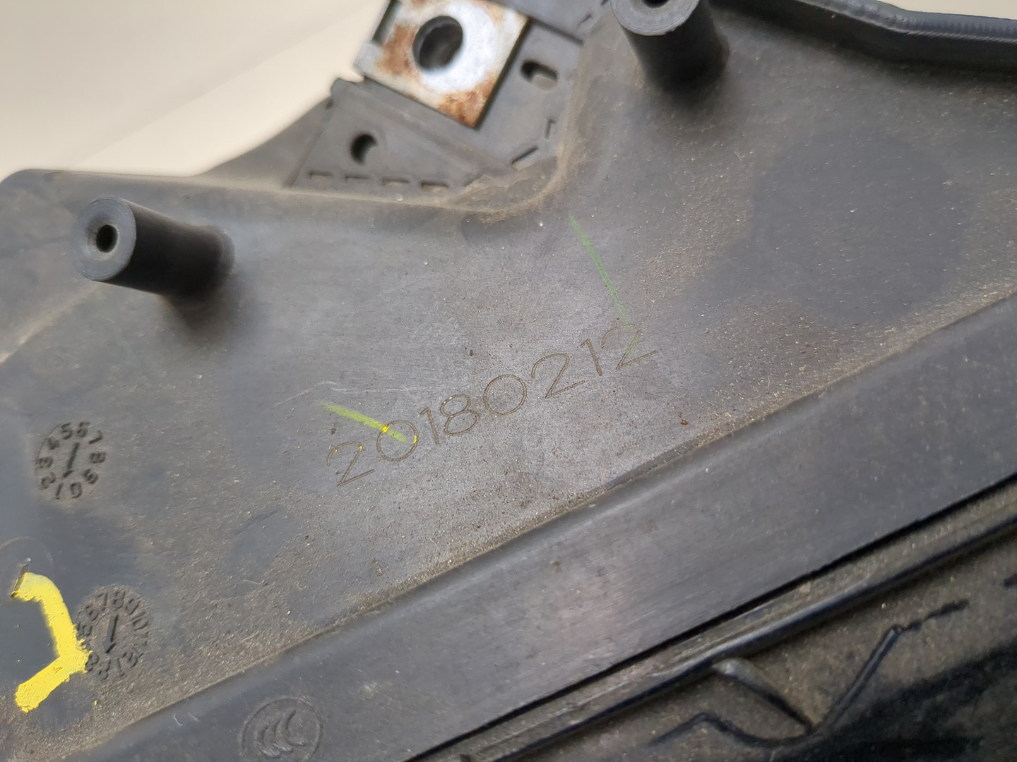 Фара правая