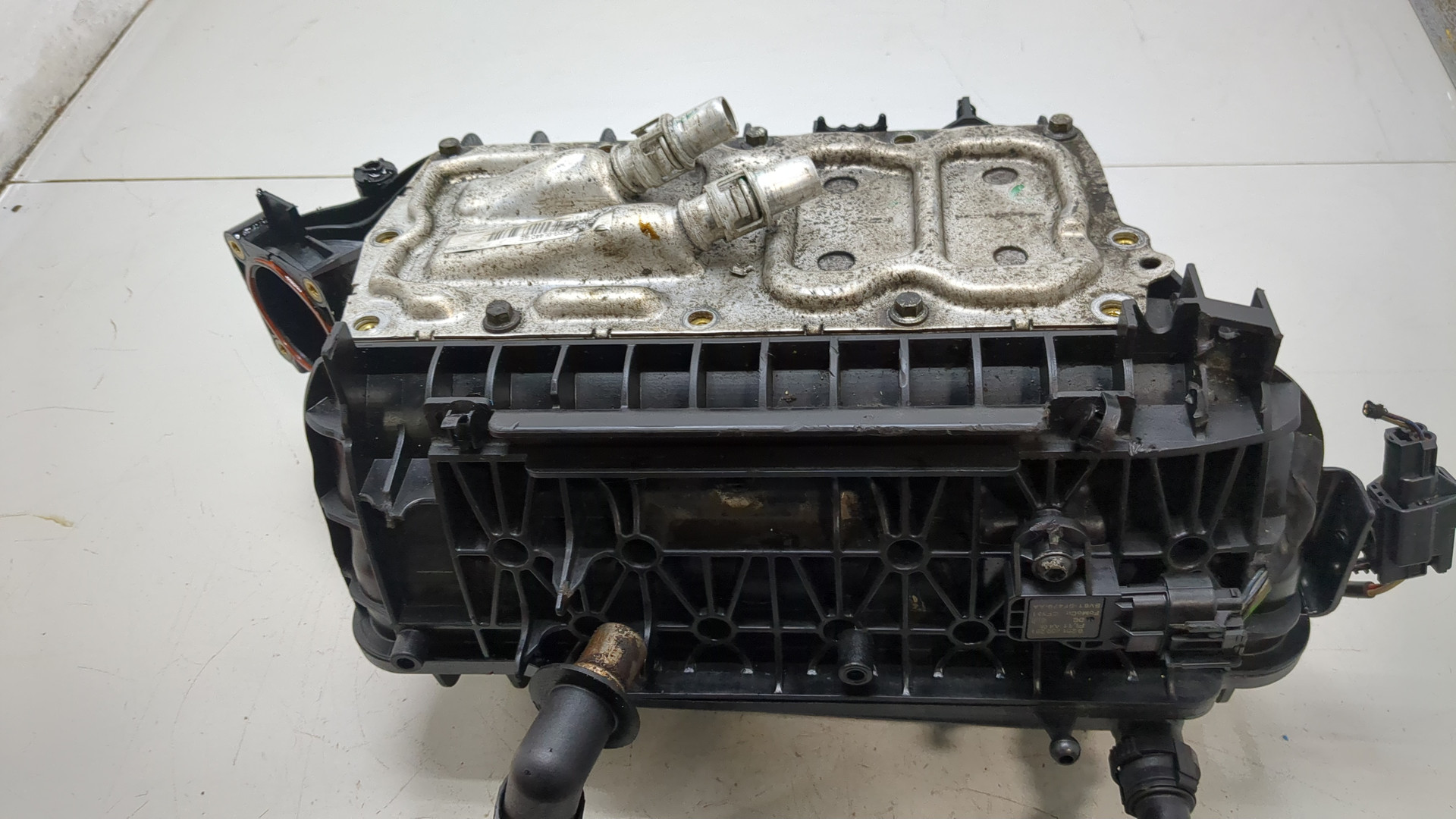 Коллектор впускной