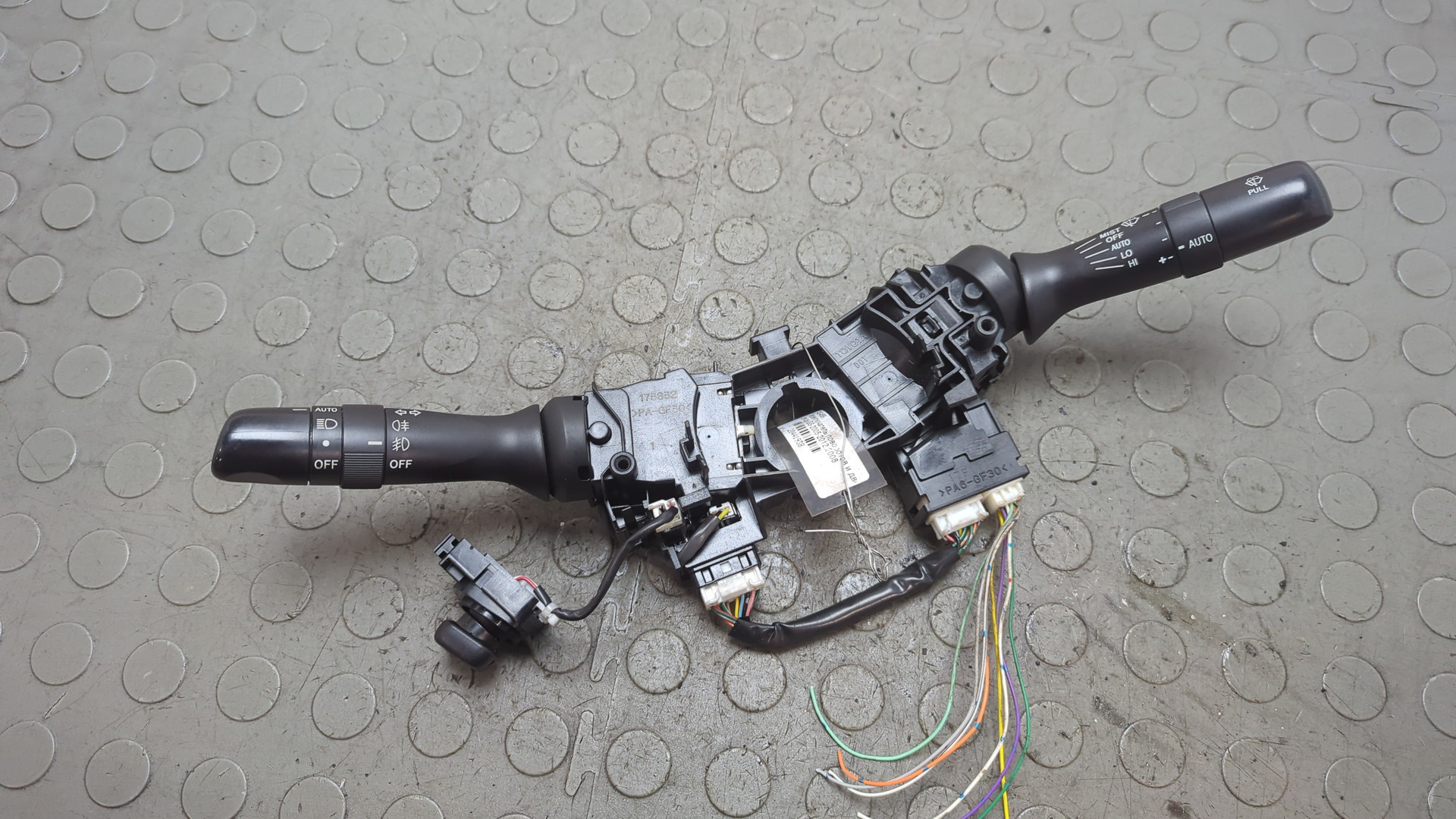 Переключатель подрулевой