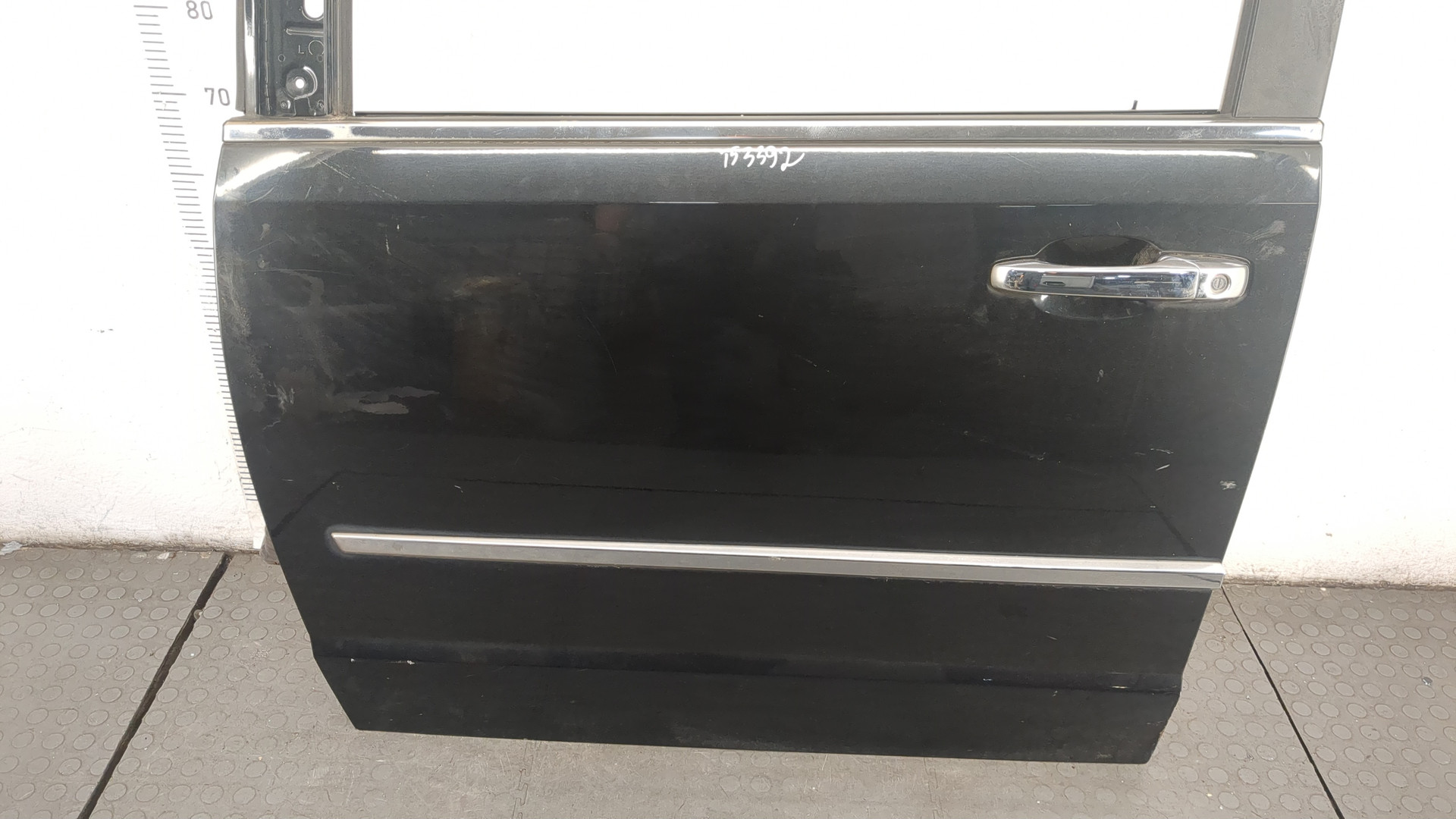 Дверь передняя левая