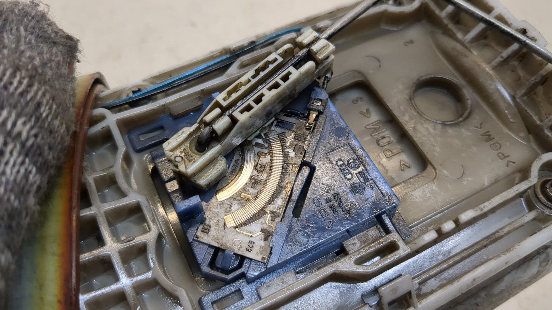 Насос топливный электрический