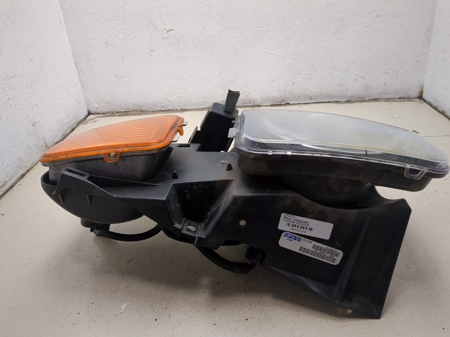 Фара правая