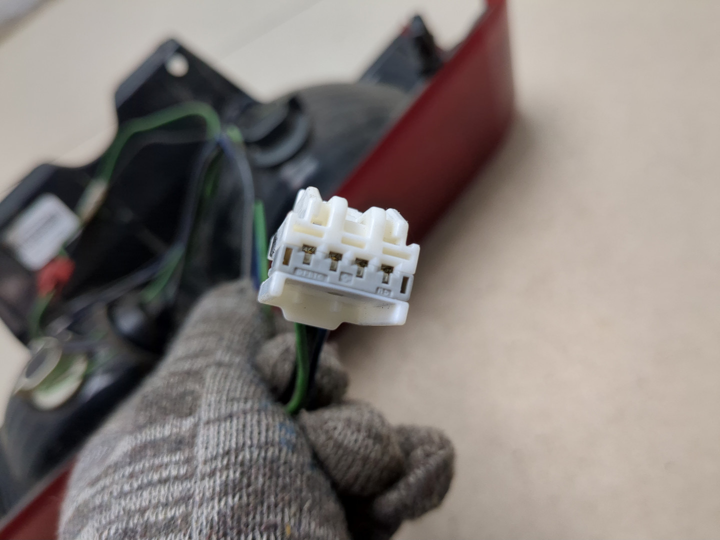 Фонарь задний левый