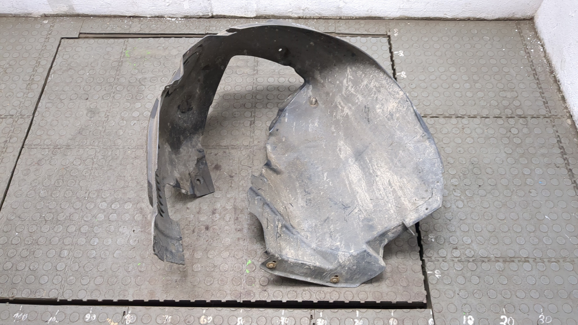 Локер передний левый