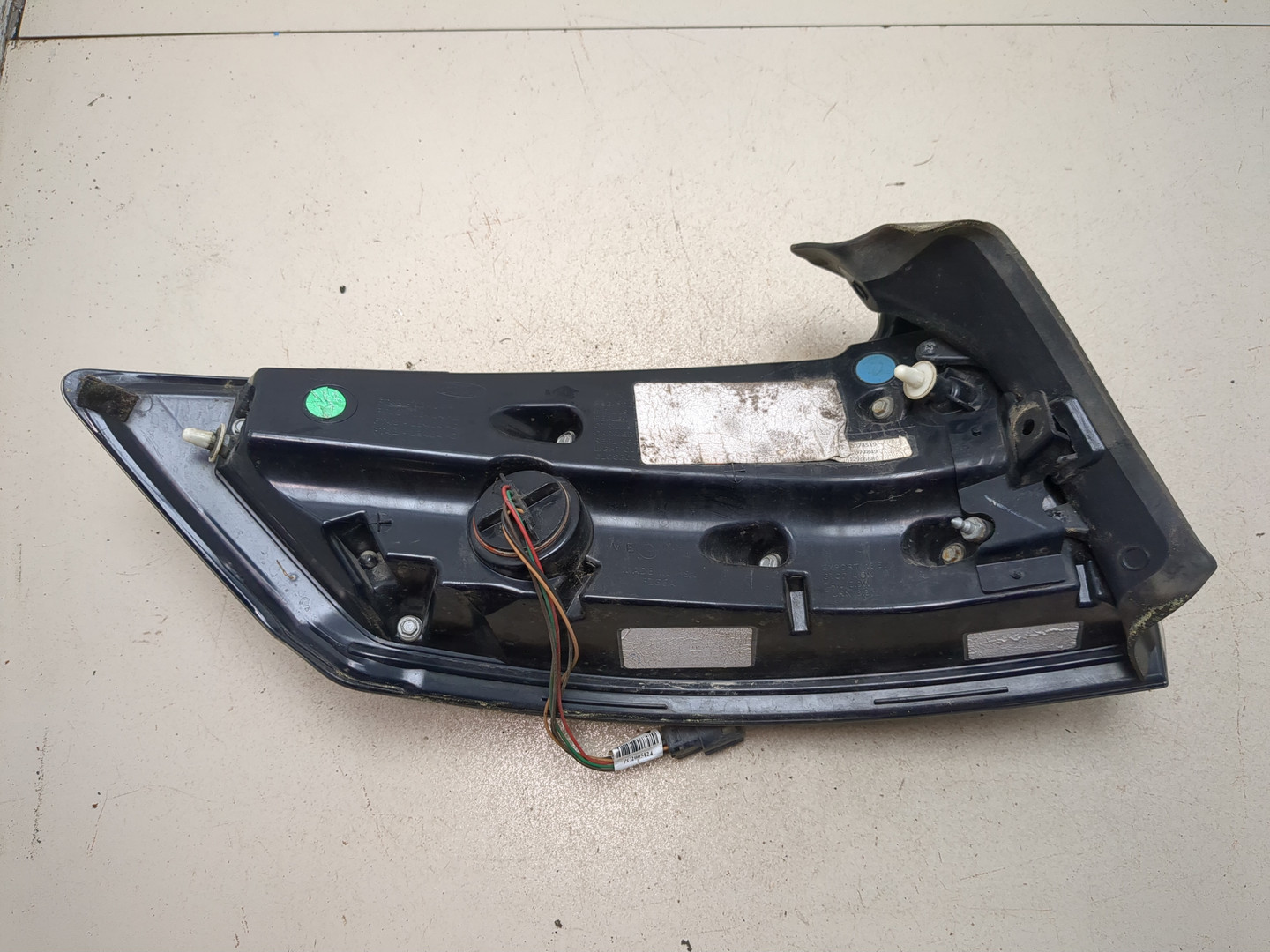 Фонарь задний правый