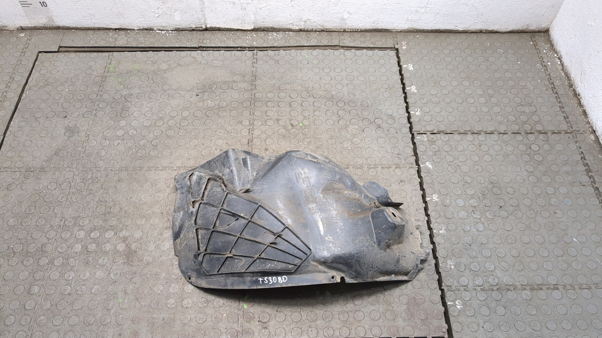 Локер передний левый