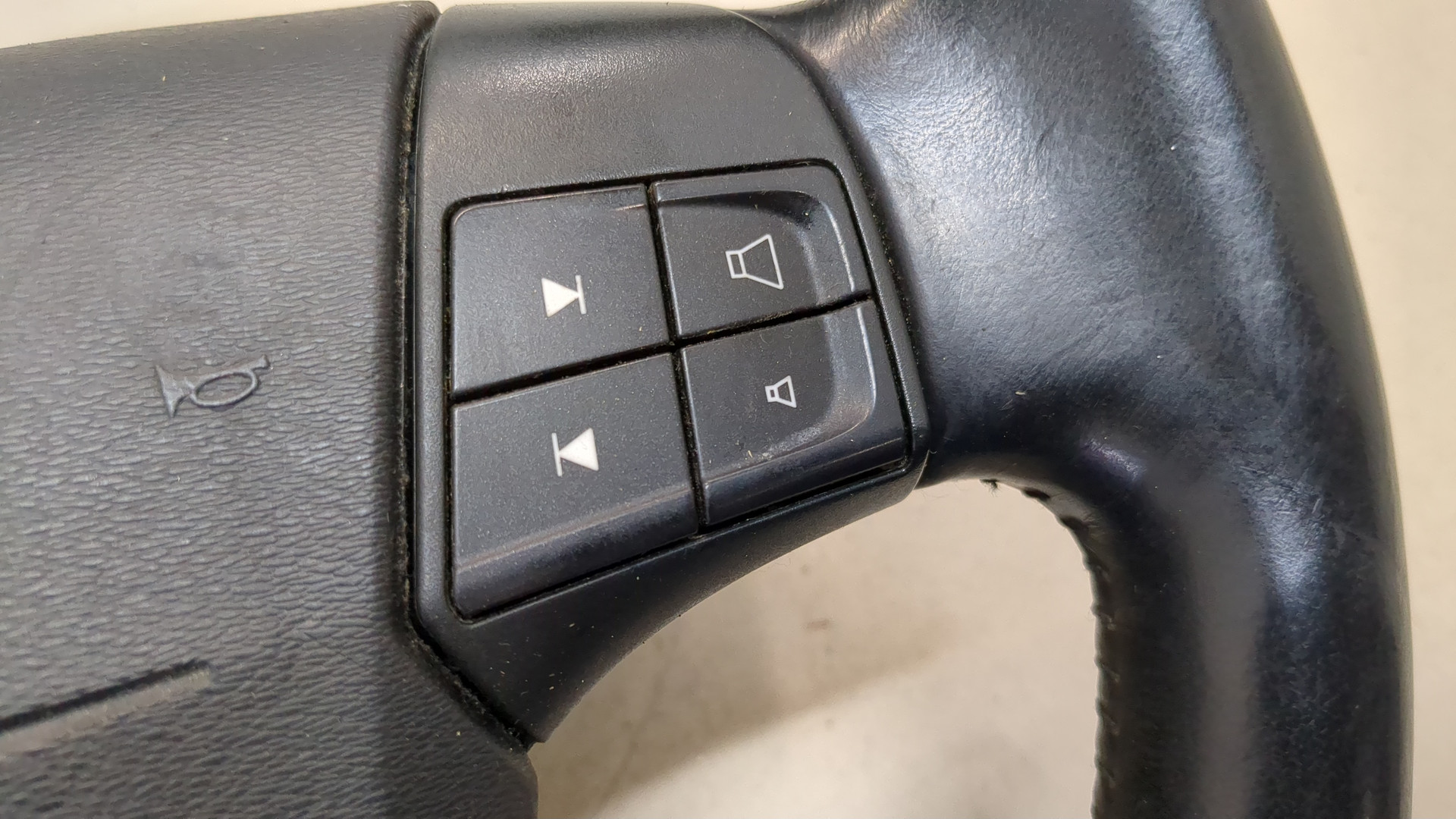 Рулевое колесо (руль)