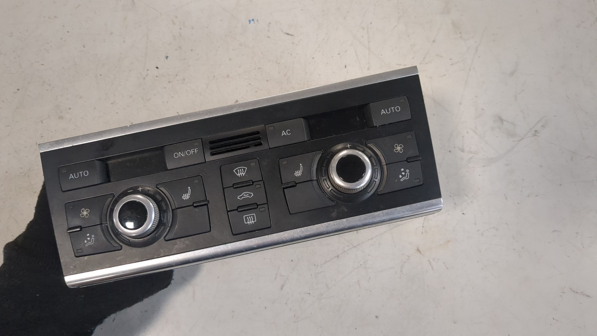 Переключатель отопителя