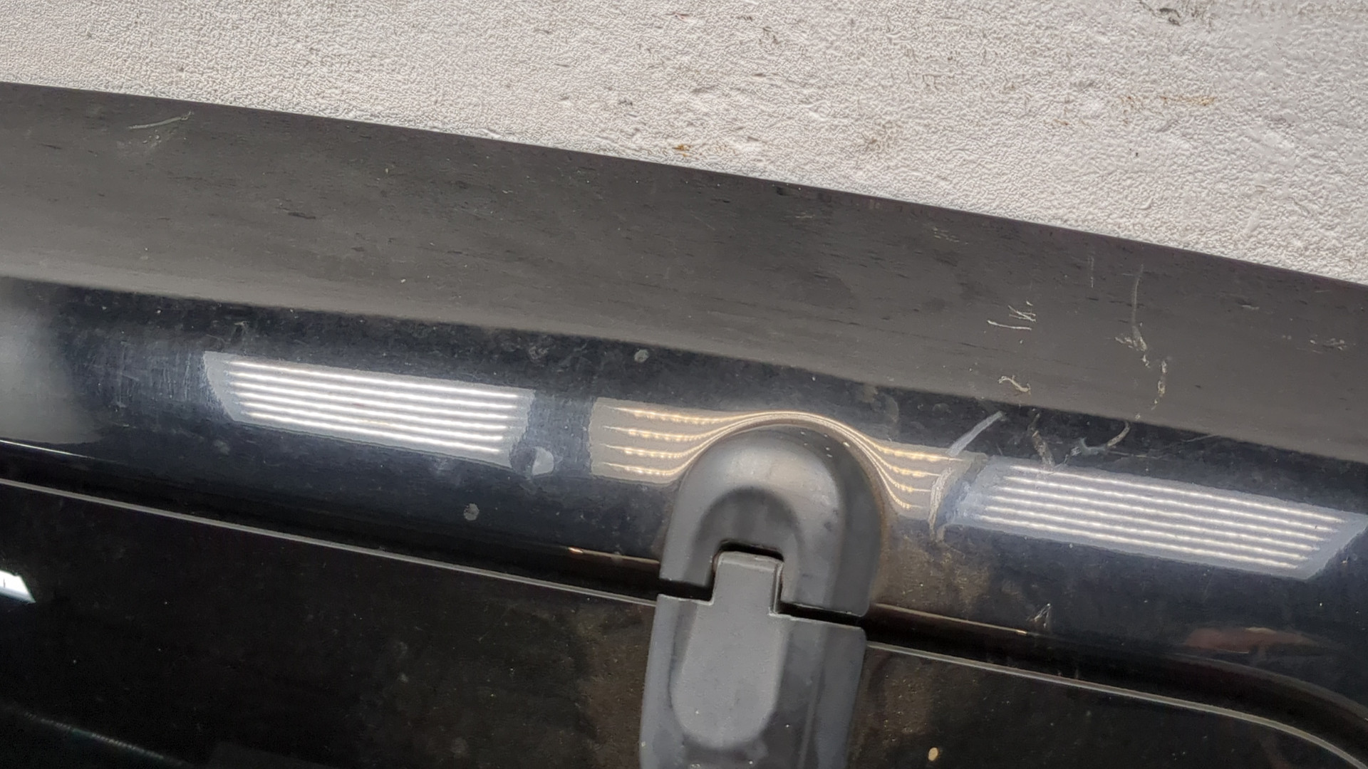 Дверь багажника