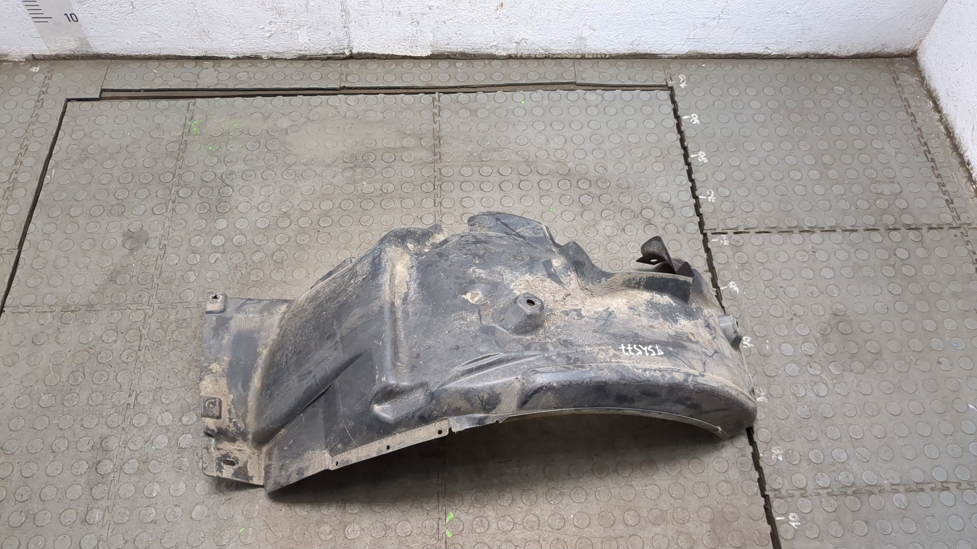 Локер передний правый