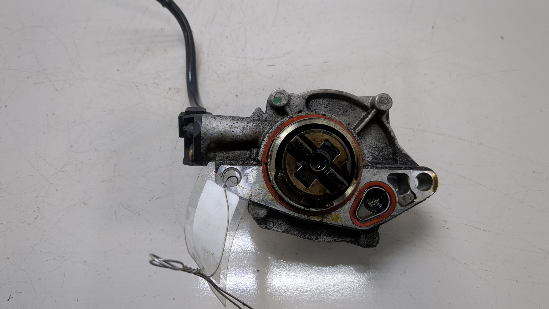 Насос вакуумный