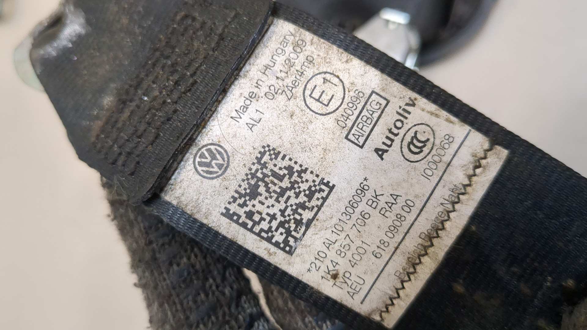 Ремень безопасности