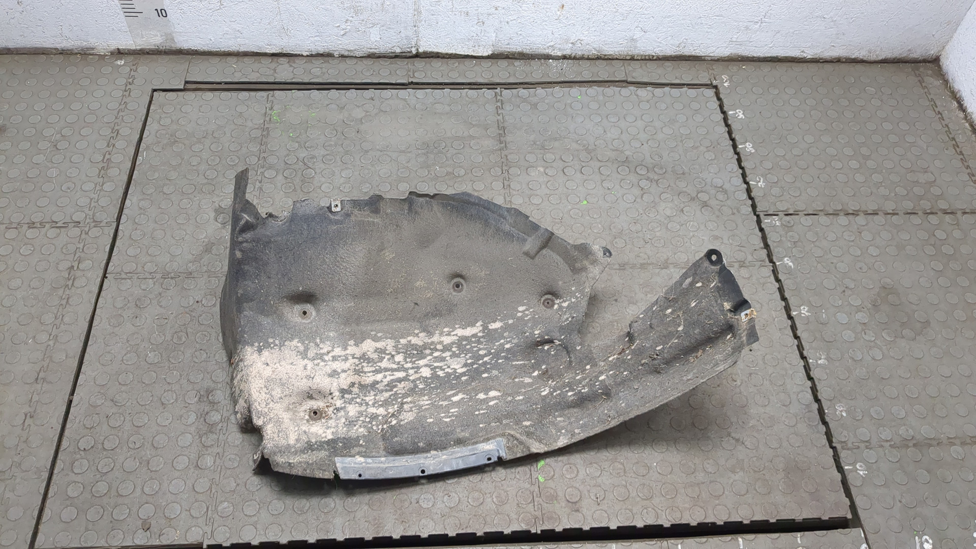 Локер передний левый