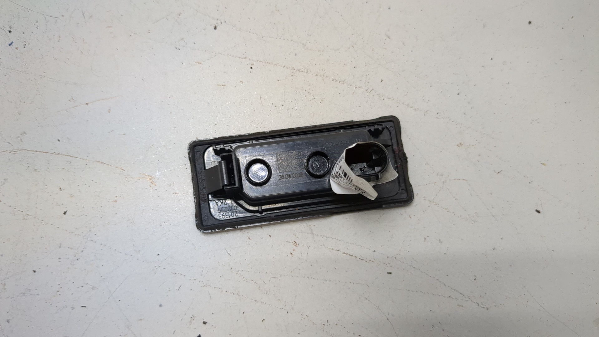 Фонарь подсветки номера