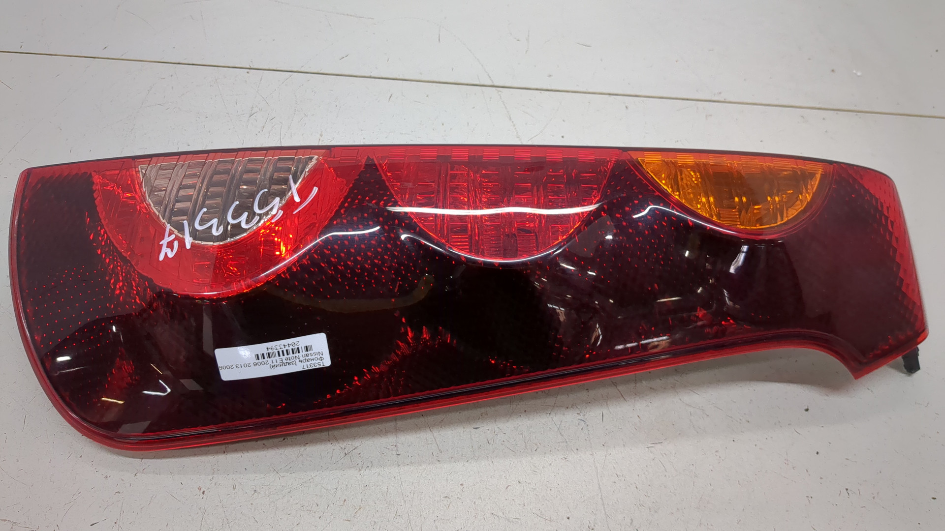 Фонарь задний правый