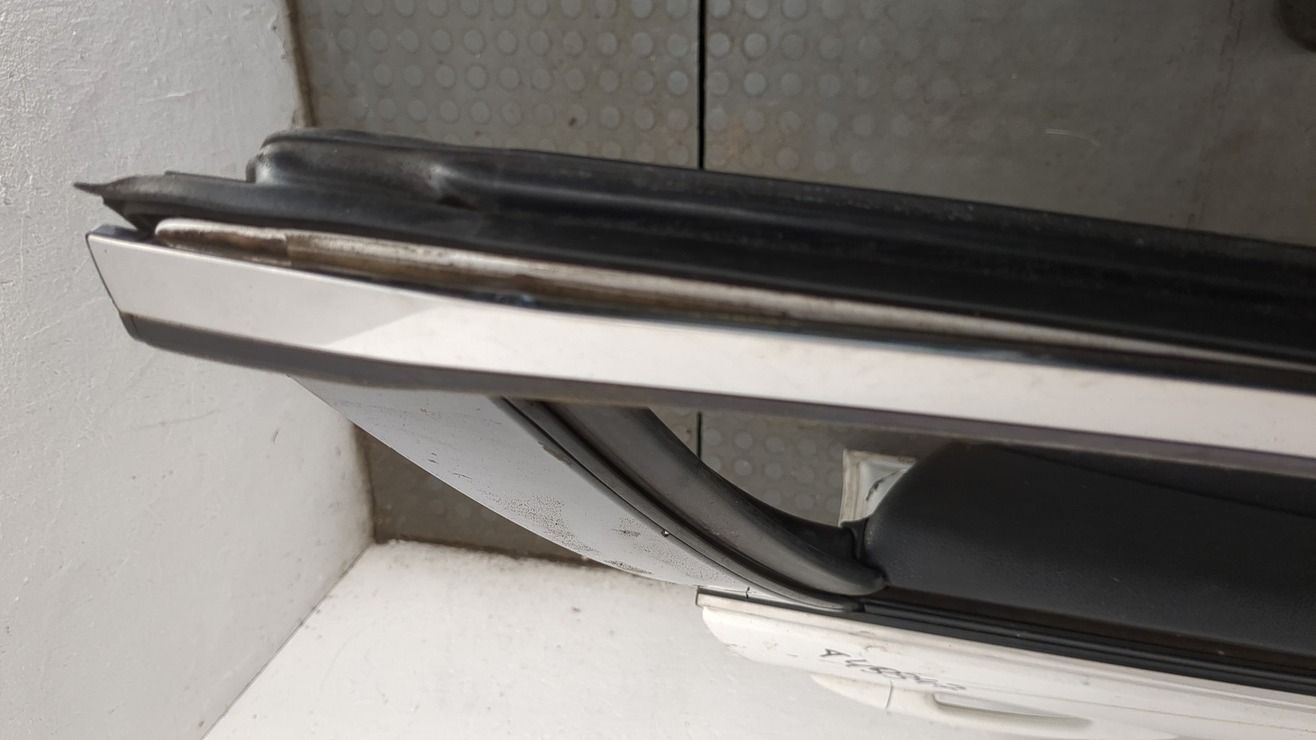 Дверь передняя правая