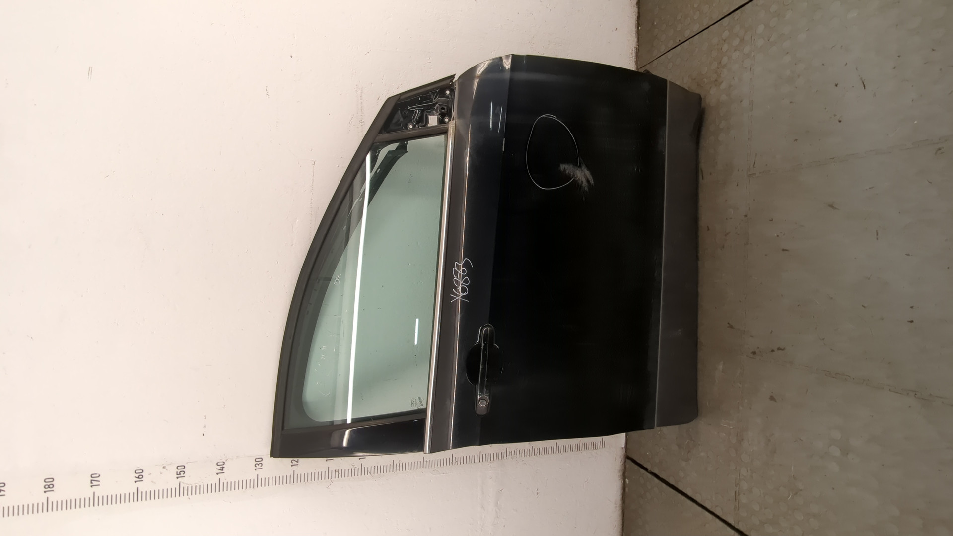 Дверь передняя правая