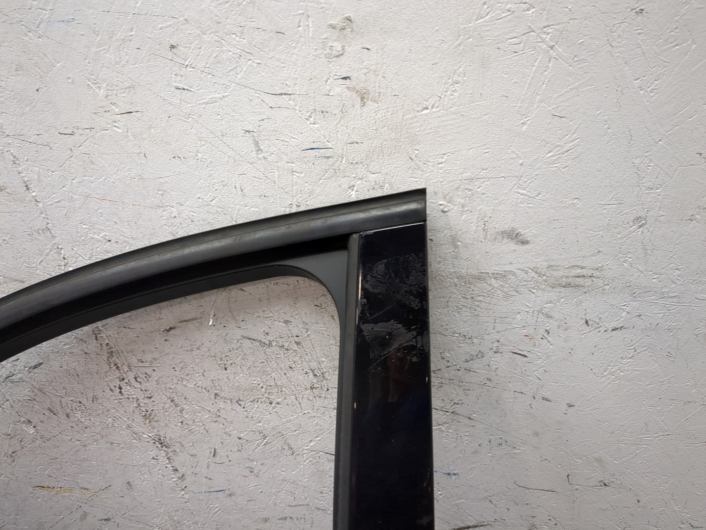 Дверь передняя левая