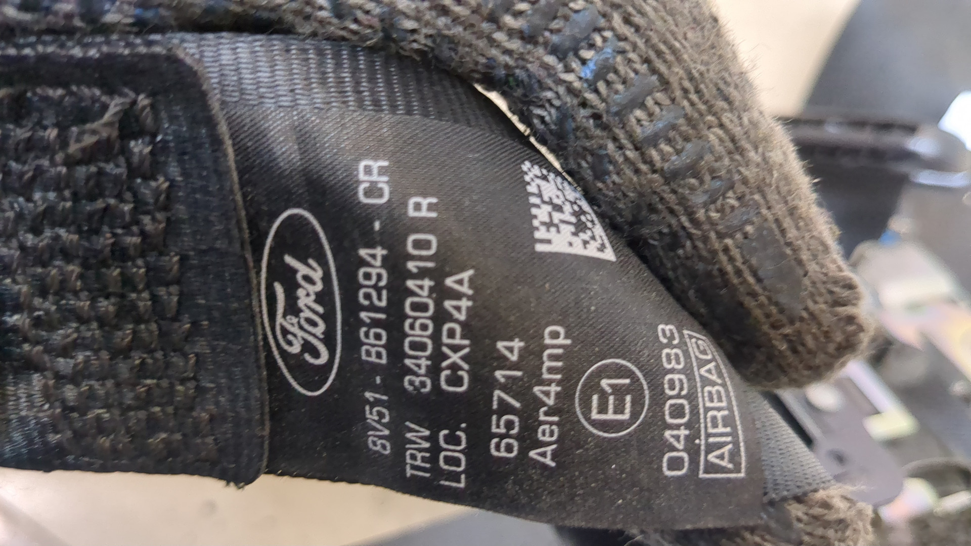 Ремень безопасности