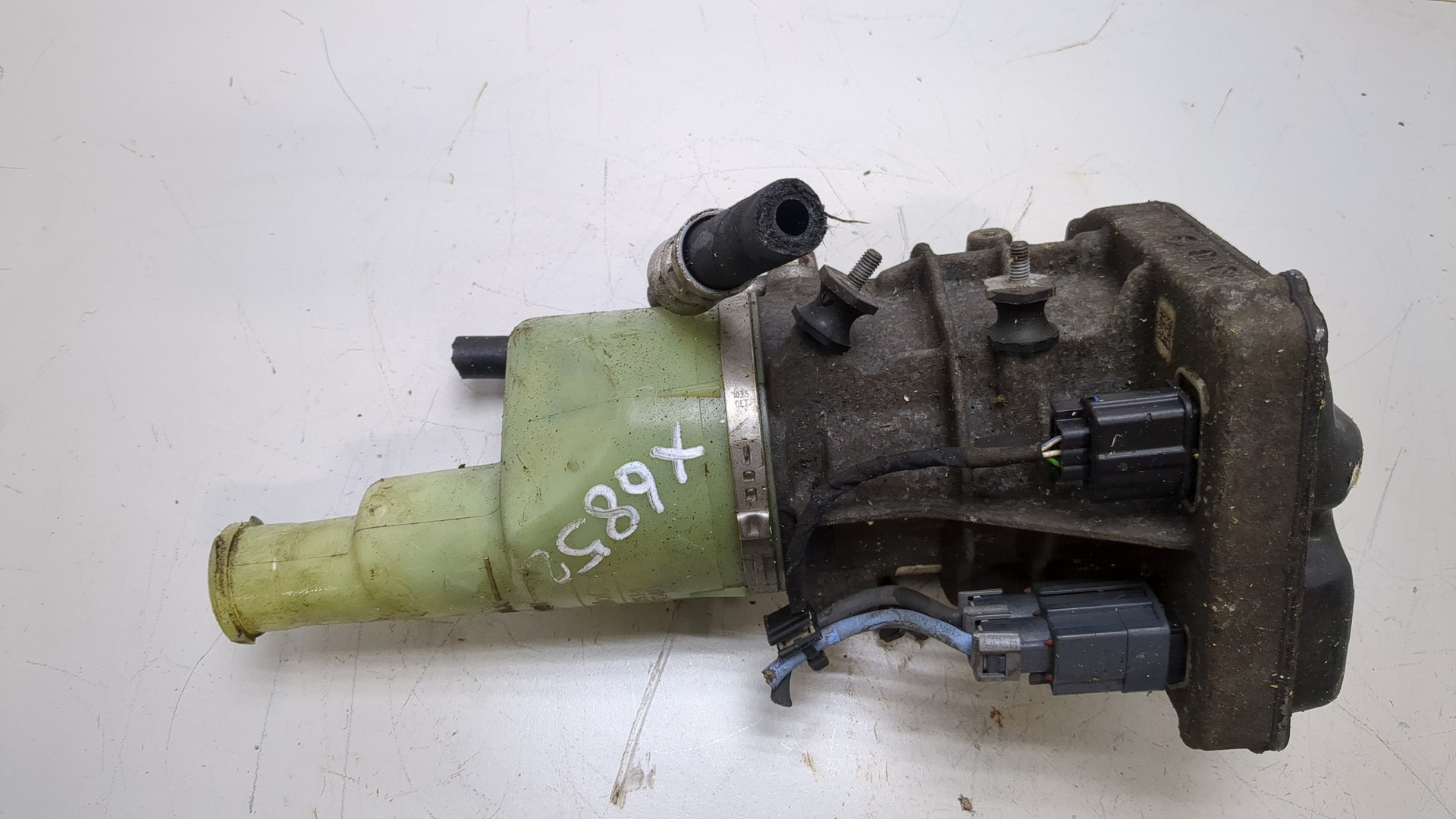 Насос ГУР (гидроусилитель руля)