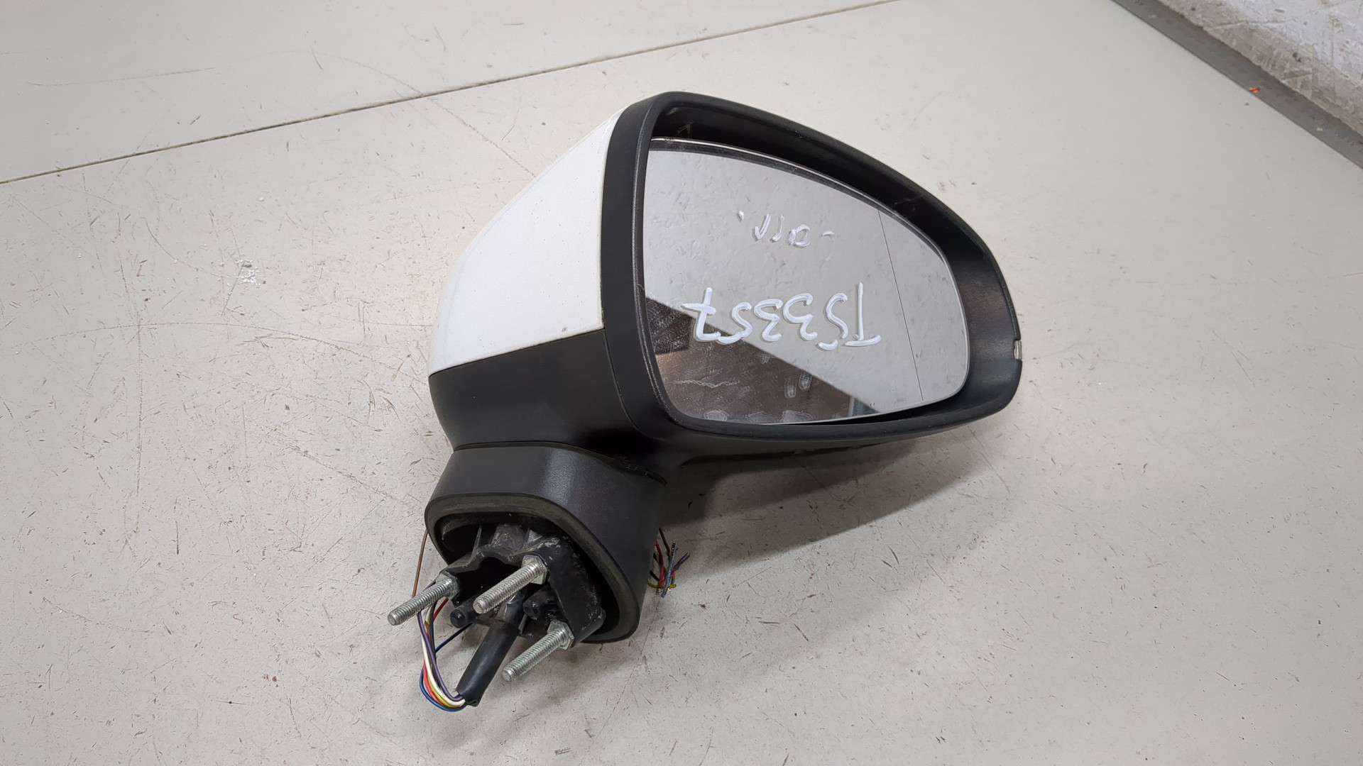 Зеркало правое электрическое