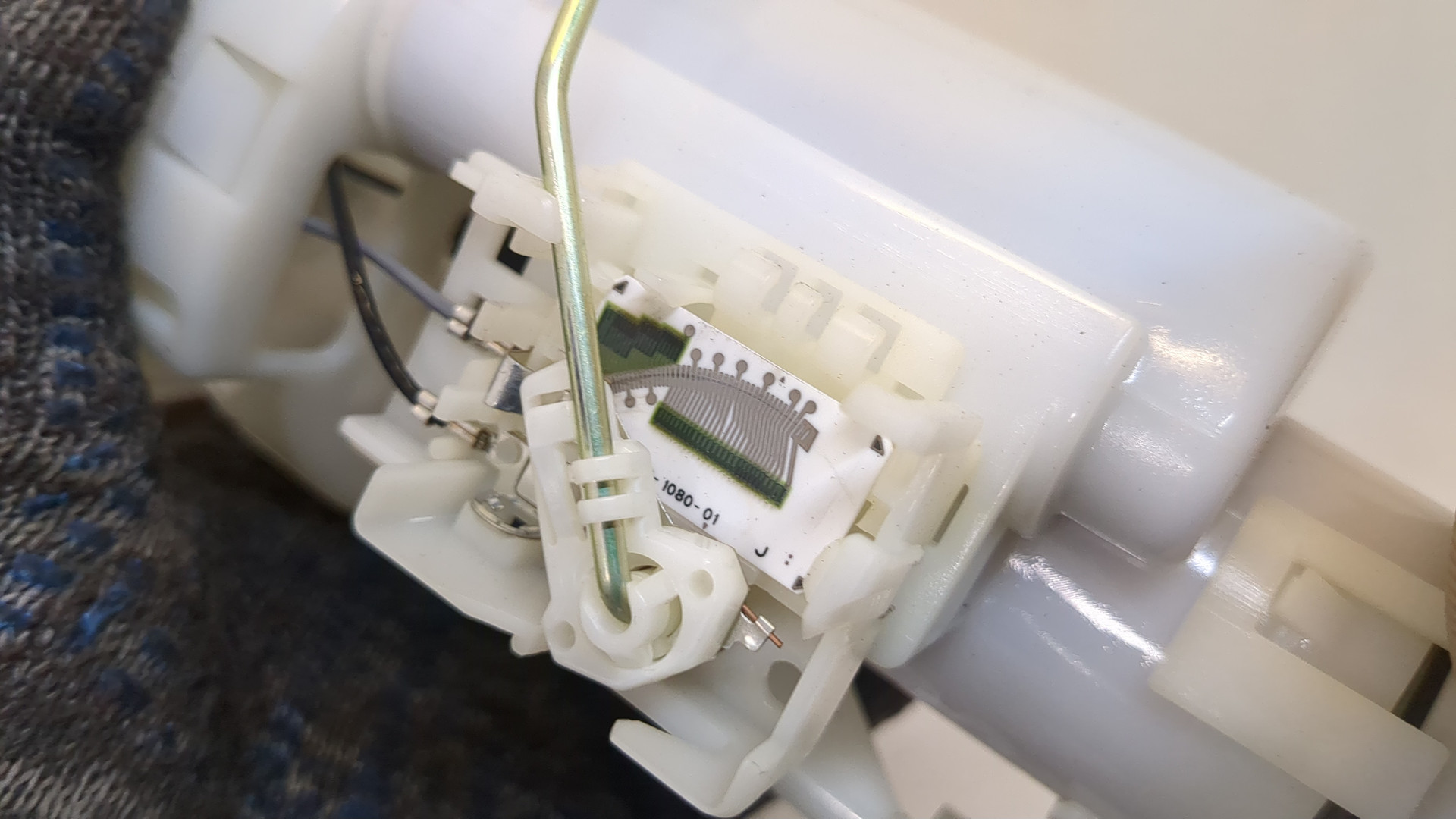 Насос топливный электрический