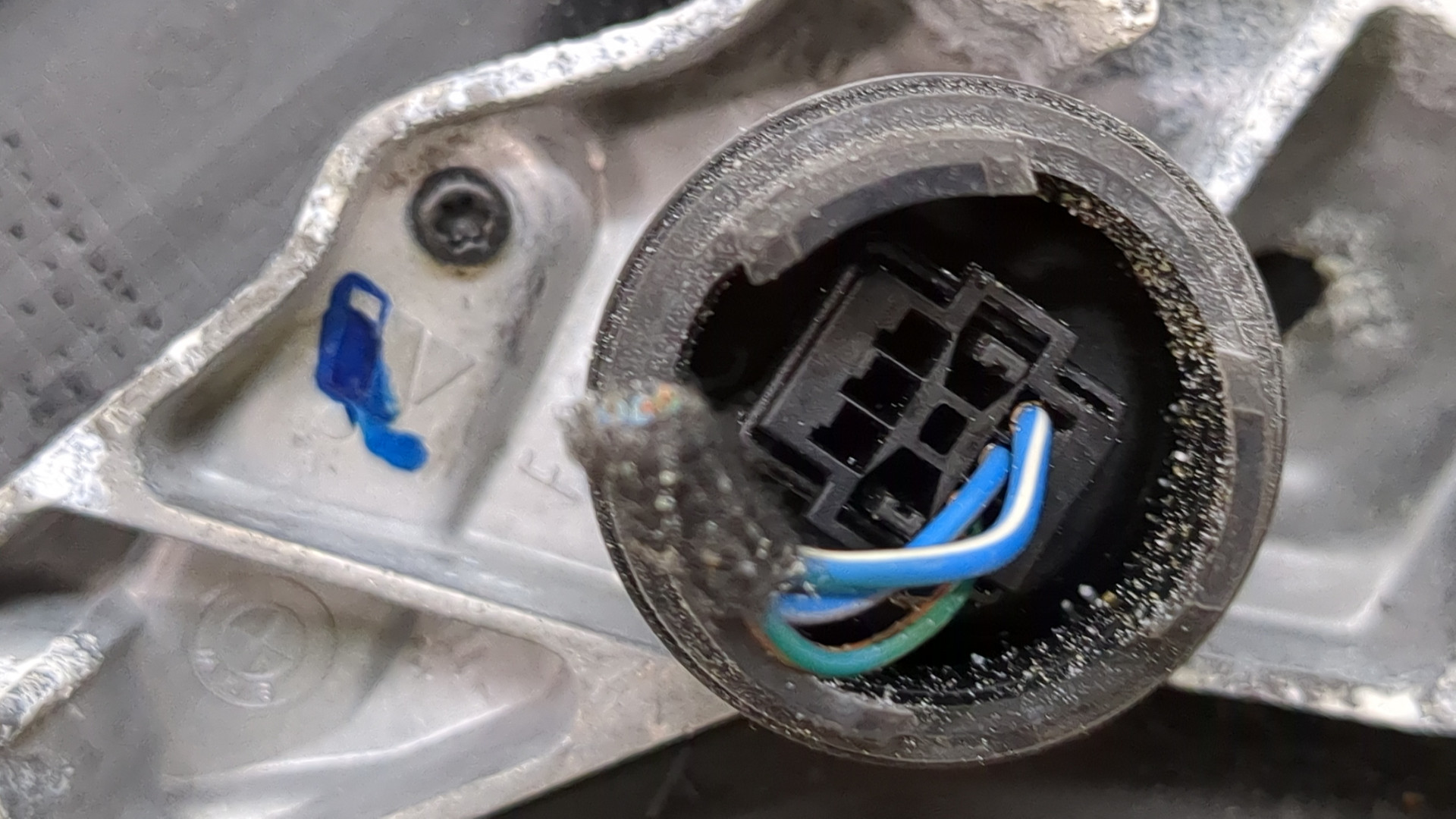 Зеркало правое электрическое