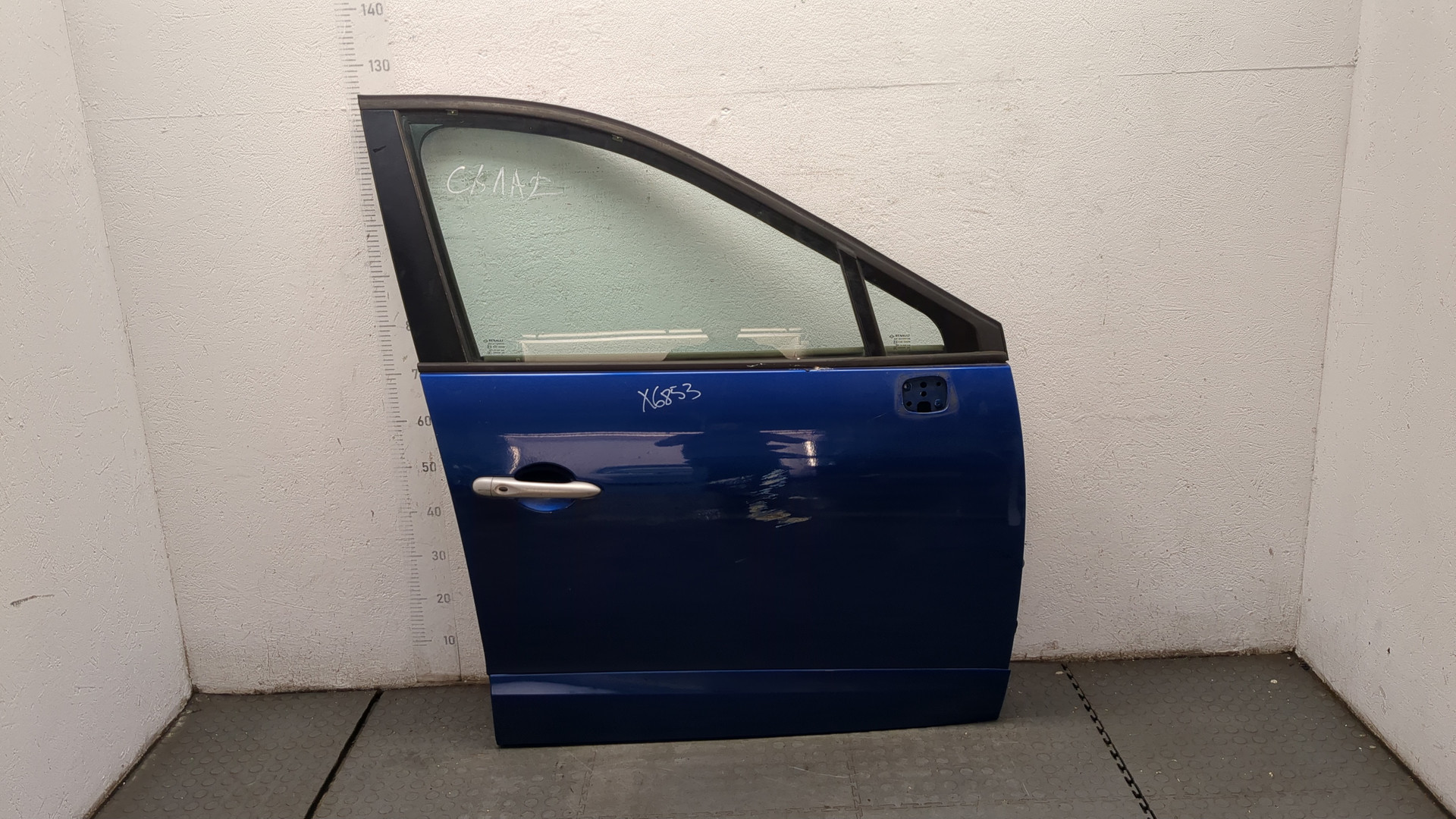 Дверь передняя правая