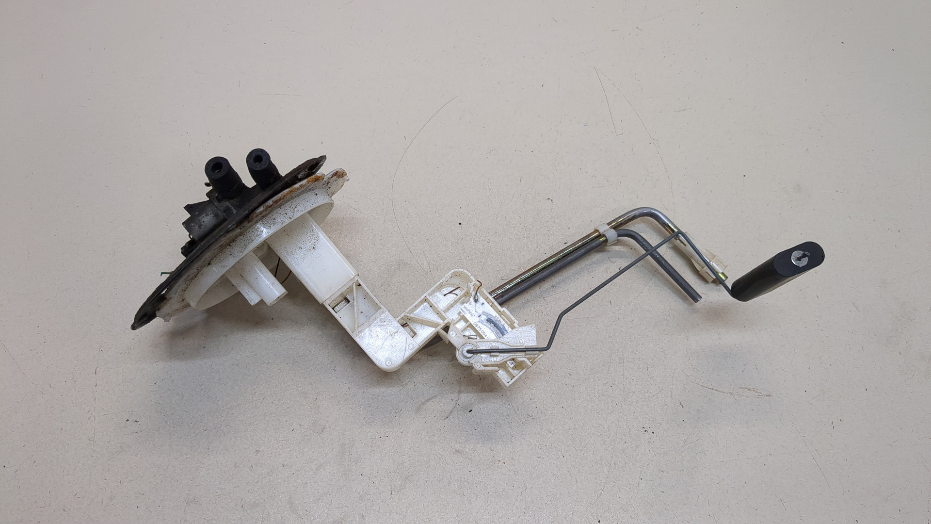 Датчик уровня топлива