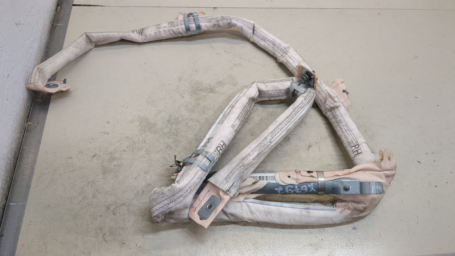 Подушка безопасности боковая (шторка)