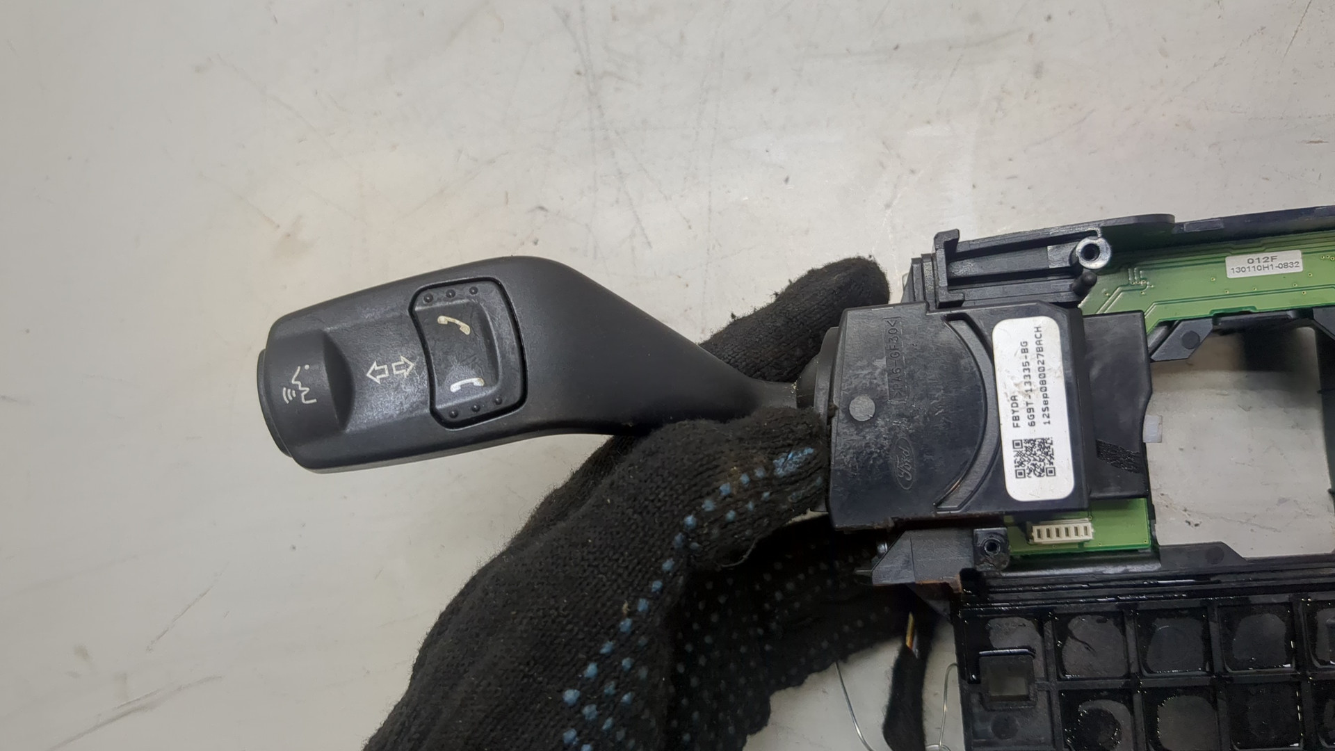 Переключатель подрулевой