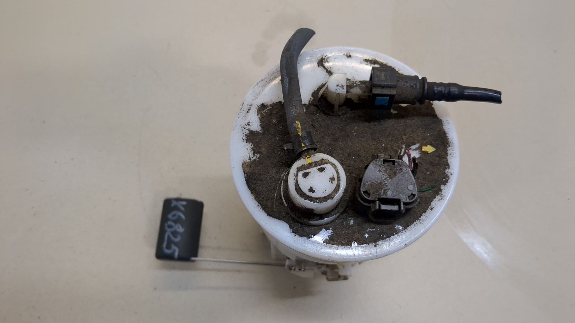 Насос топливный электрический