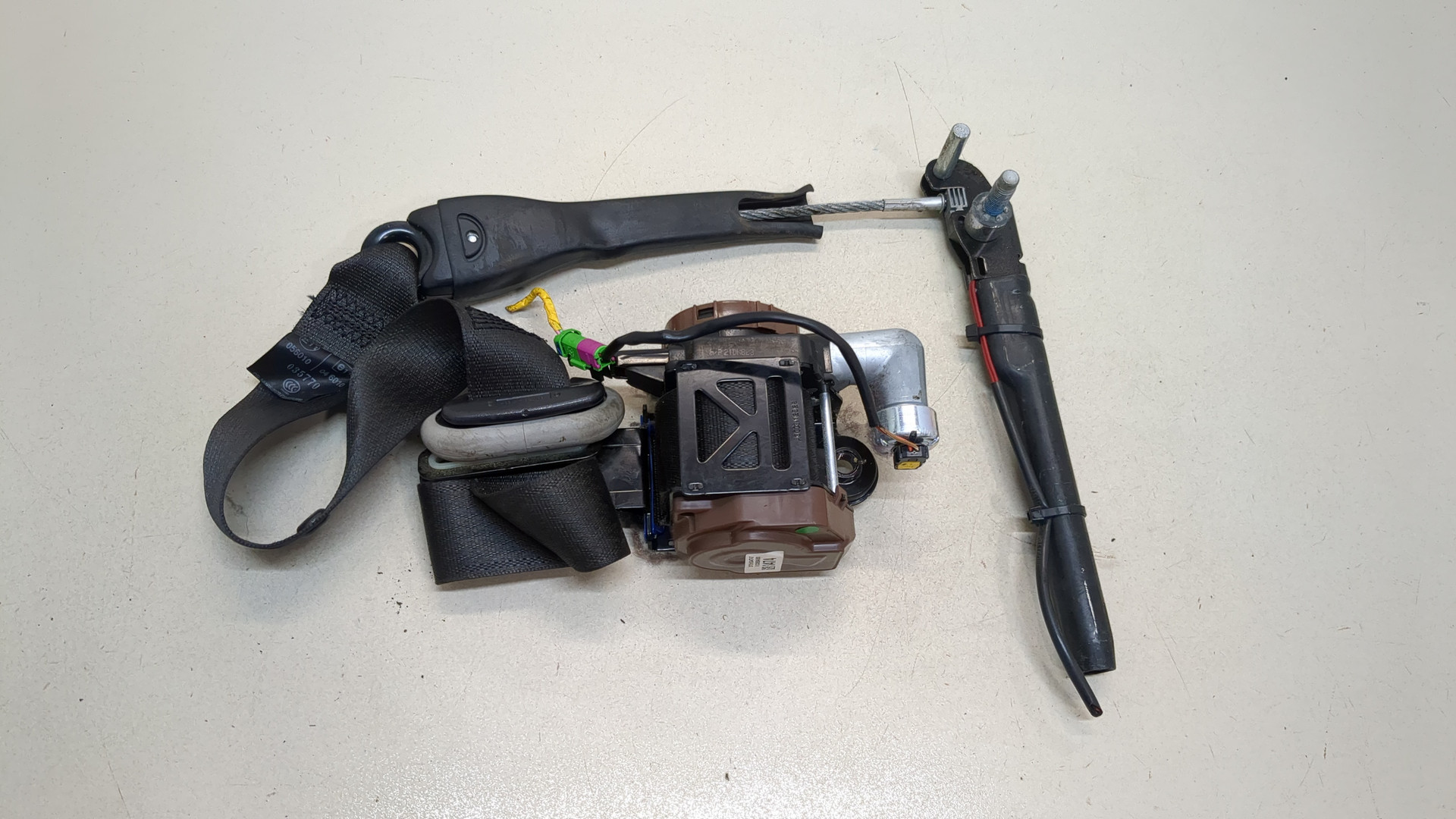 Ремень безопасности