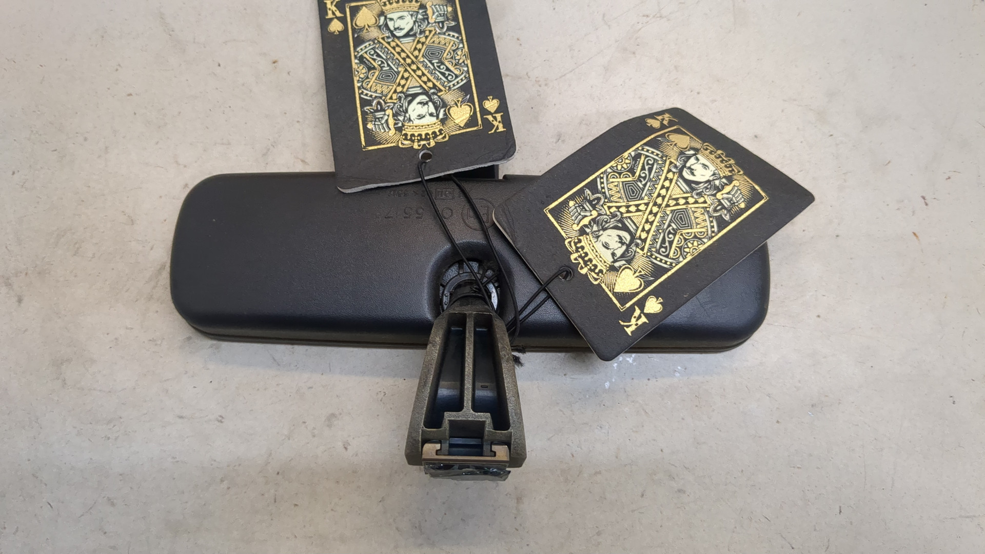 Зеркало заднего вида